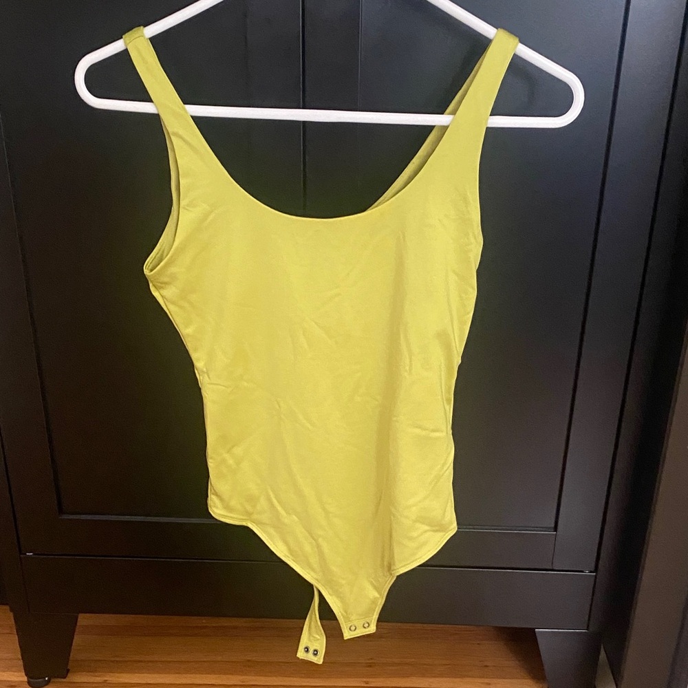 Abercrombie & Fitch Lemon Bodysuit
